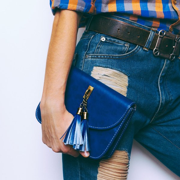 How Can You Pull Off the Belt Bag Trend for Both Functionality and Style?